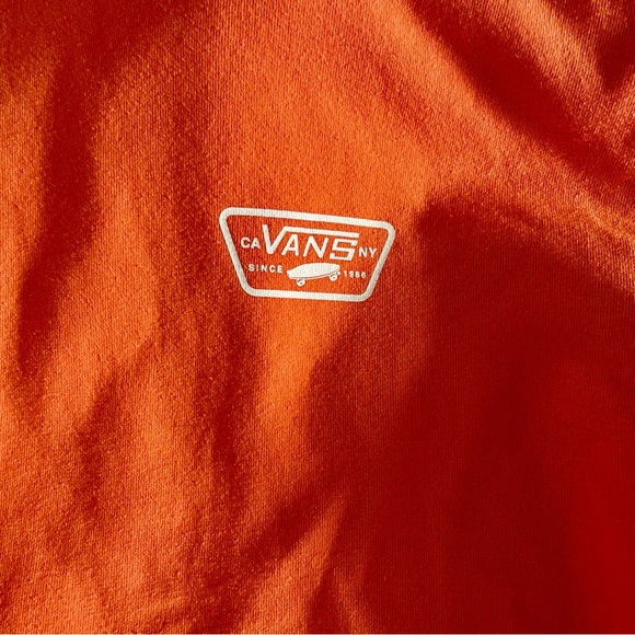 Vans men’s XL orange fleece hoodie- off the wall gently used. No stains or rips - Picture 2 of 5